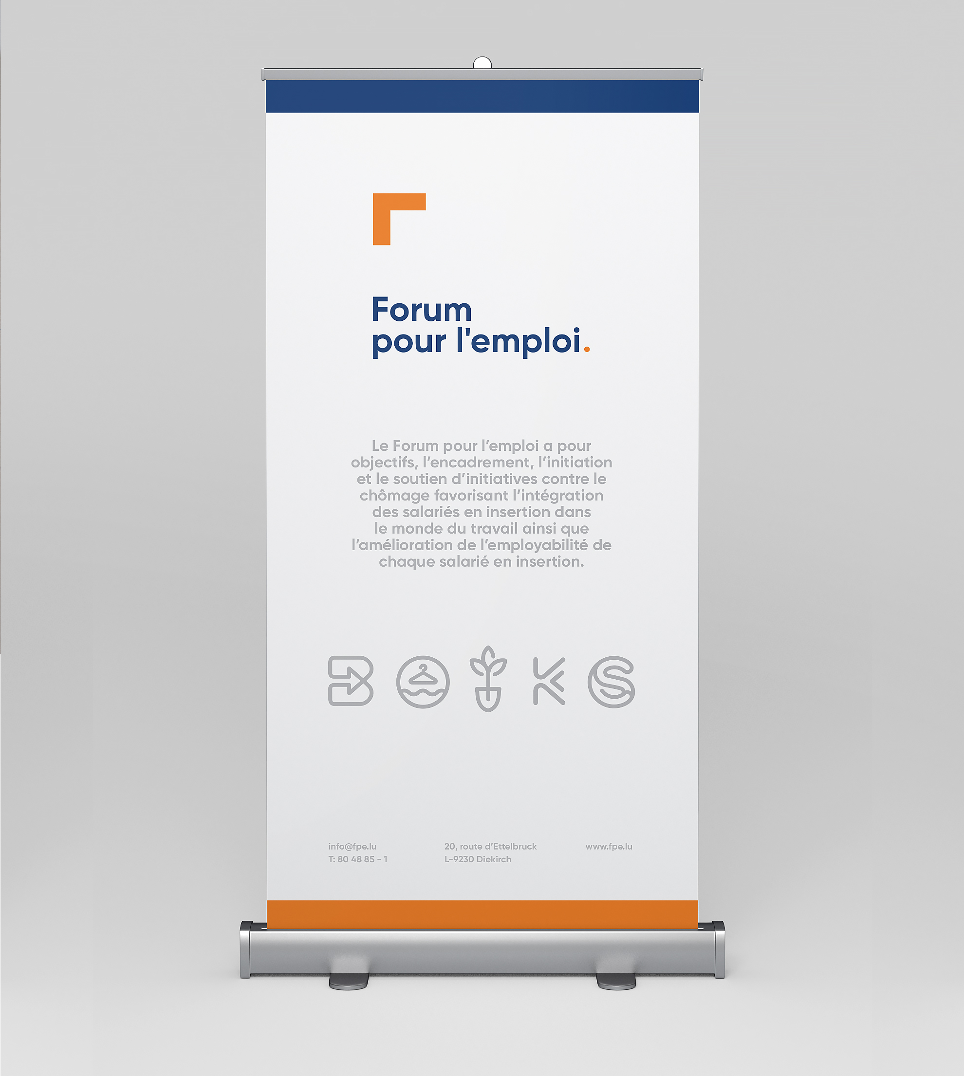 Forum pour l'emploi roll-up
