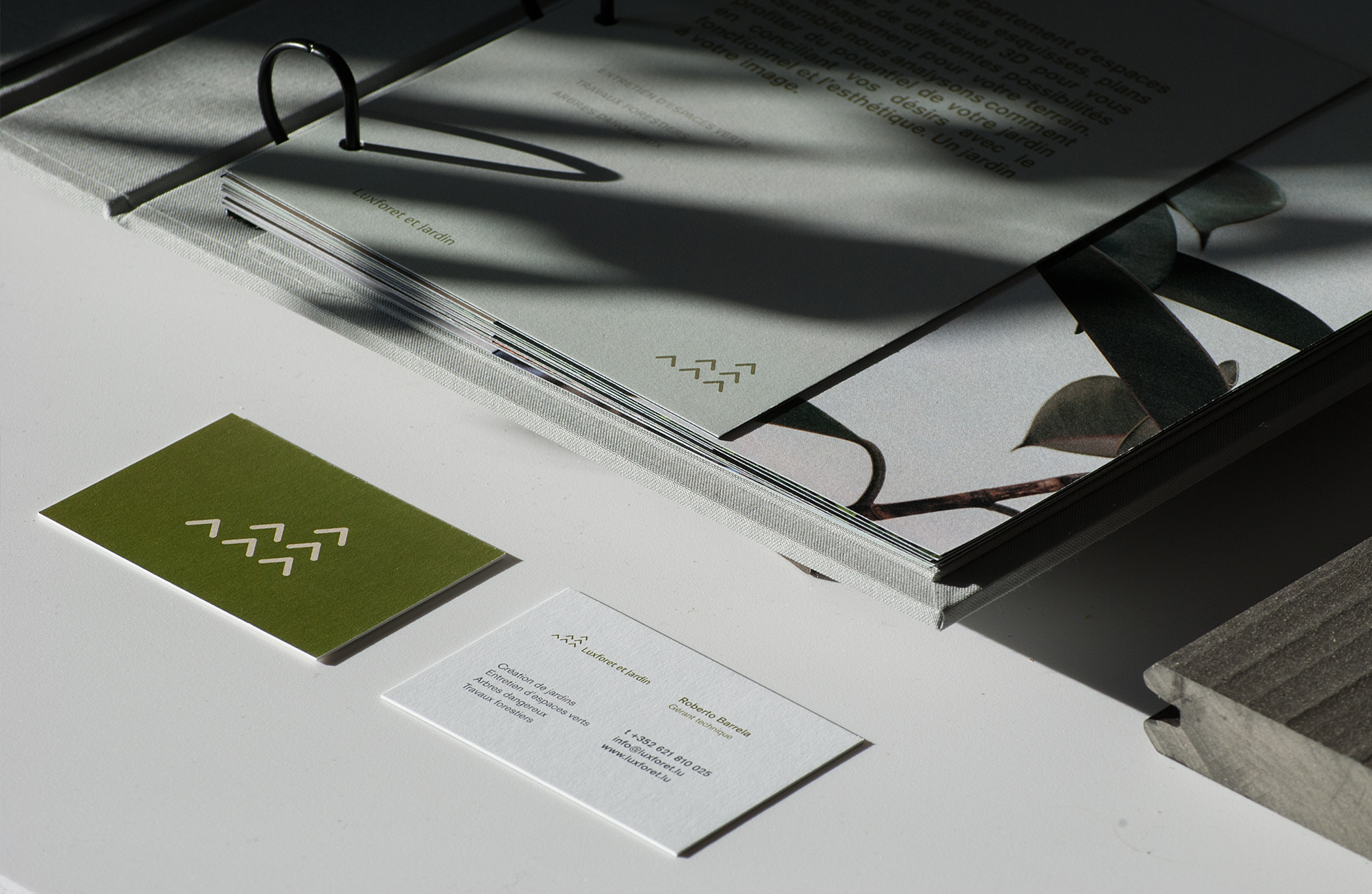 Luxforet et Jardin - identité visuelle, cartes de visite, editorial design